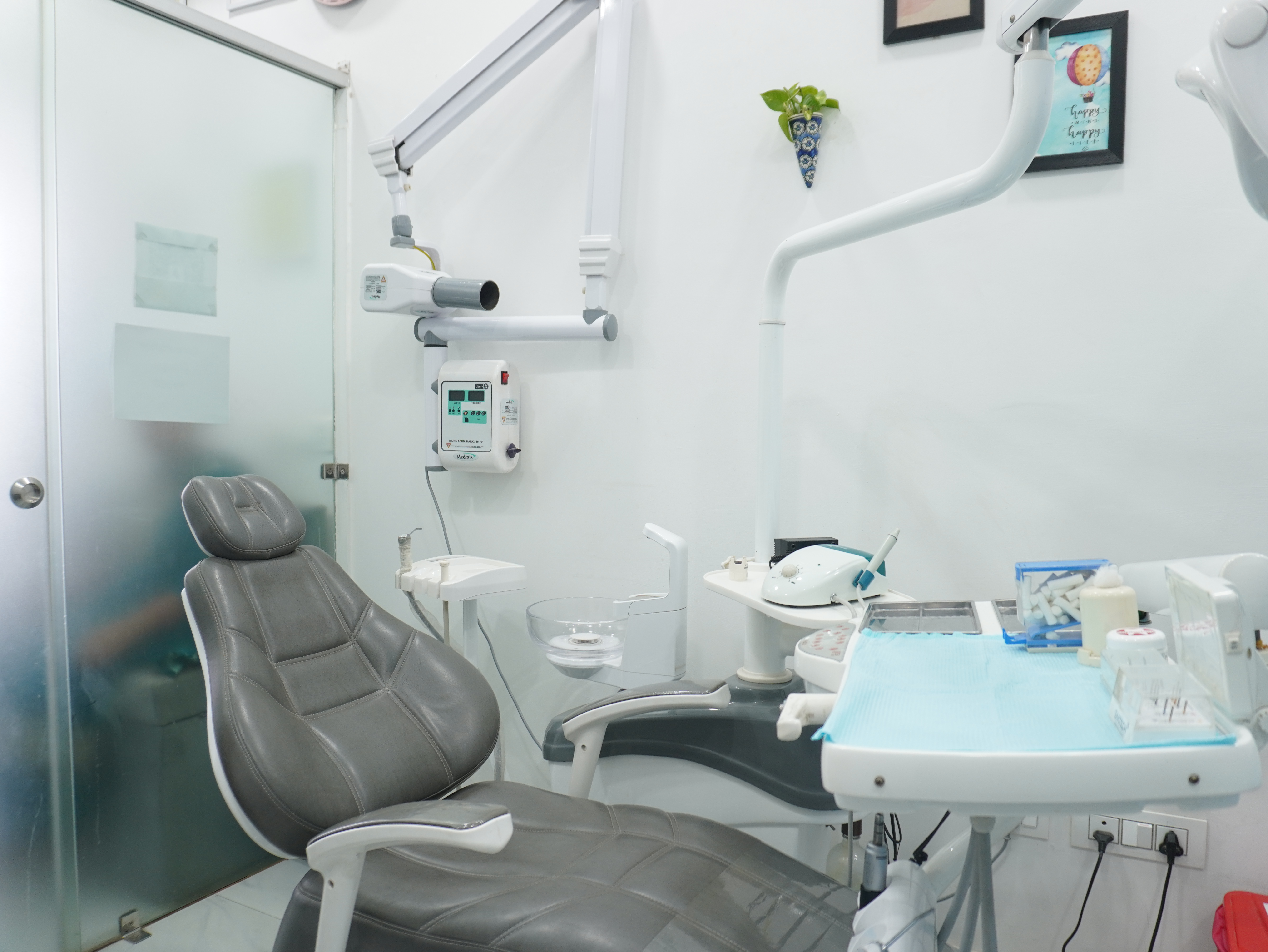 Dental Hub Dwarka dental office